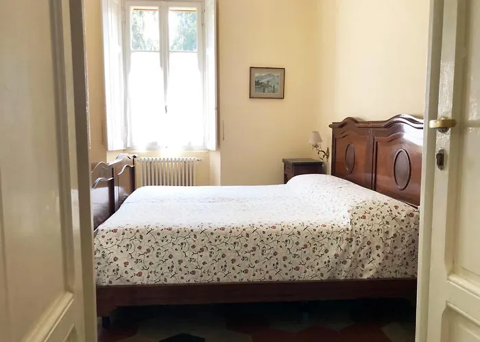 Scurati Апартаменты